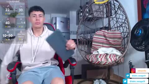 hot_twinks83 online show from September 9, 12:59 pm