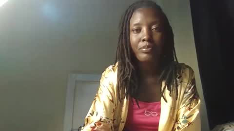 Snapshot of hot_velvet2 chatting on January 7, 5:54 am hot_velvet2 online show from January 7, 5:54 am