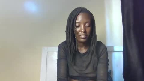 Snapshot of hot_velvet2 chatting on January 9, 12:41 pm hot_velvet2 online show from January 9, 12:41 pm