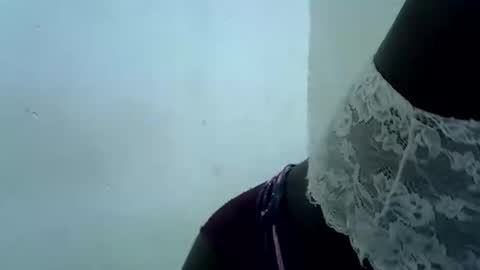 Snapshot of hotagrace chatting on October 19, 3:01 pm hotagrace online show from October 19, 3:01 pm