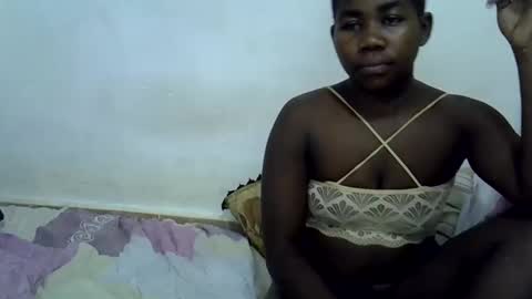 Snapshot of hotagrace chatting on November 4, 11:04 pm hotagrace online show from November 4, 11:04 pm