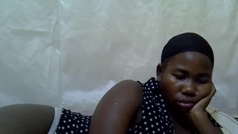 hotagrace online show from March 28, 6:46 am