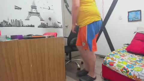 hotandfierylatinos online show from February 15, 9:38 am