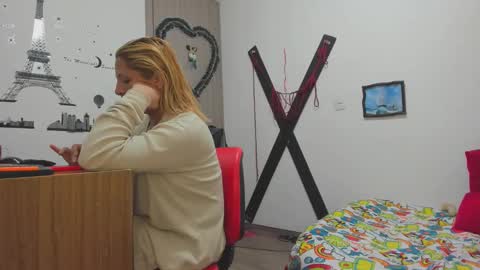 hotandfierylatinos online show from February 23, 2:14 pm