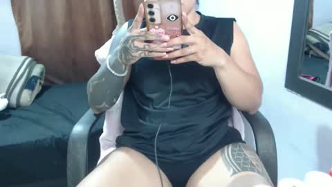 Hot and PowerHOPE U MISS ME online show from January 8, 11:18 pm