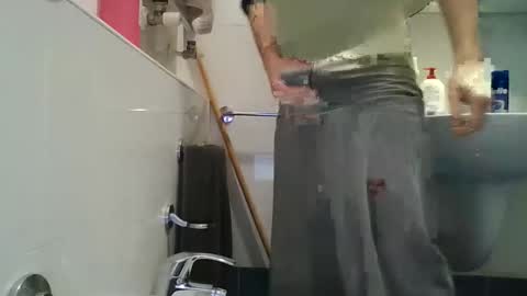 hotandwild2003 online show from February 8, 11:30 pm