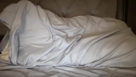 Ember online show from October 3, 3:47 am