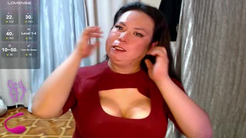 Snapshot of hotasian_mama chatting on October 17, 8:50 am Grace online show from October 17, 8:50 am