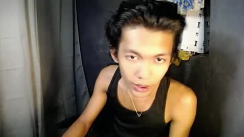 Snapshot of hotasianboy_jhon chatting on October 25, 11:29 am hotasianboy_jhon online show from October 25, 11:29 am
