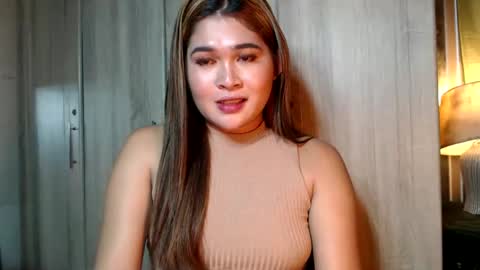 Snapshot of hotbabealjie chatting on February 10, 12:39 pm Aljie online show from February 10, 12:39 pm