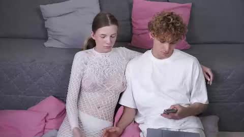 hotbabycouple_ online show from July 29, 9:29 am