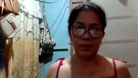 Snapshot of hotbetty_45 chatting on July 17, 1:51 pm hotbetty_45 online show from July 17, 1:51 pm