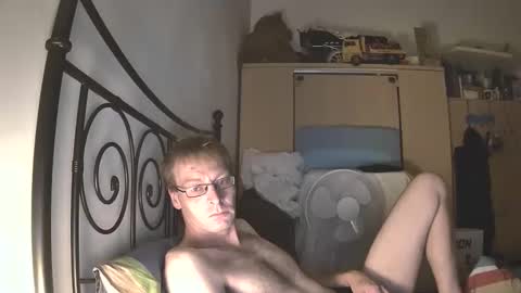 hotbilly_39 online show from September 14, 8:52 pm