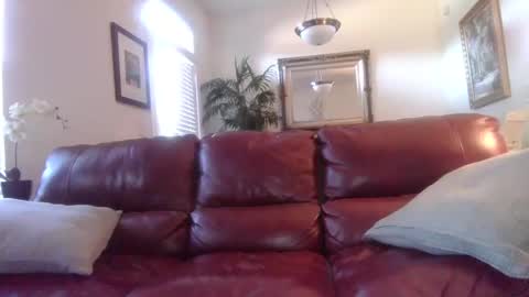 Snapshot of hotblondemilf1962 chatting on February 18, 1:44 pm hotblondemilf1962 online show from February 18, 1:44 pm