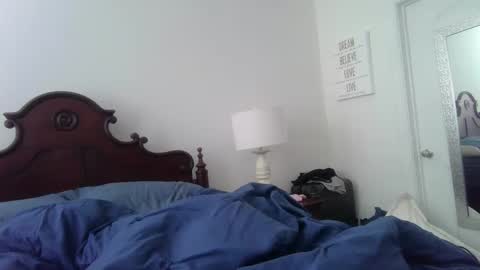 Snapshot of hotblondemilf1962 chatting on February 18, 7:09 pm hotblondemilf1962 online show from February 18, 7:09 pm