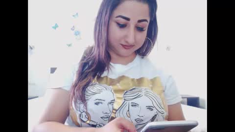 hotboobsmaya online show from September 25, 9:35 am