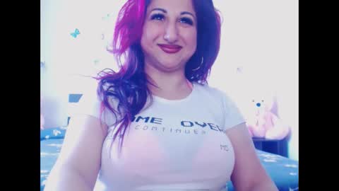 hotboobsmaya online show from April 5, 6:10 am