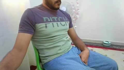 Snapshot of hotboy8677 chatting on April 23, 11:31 am Hotboy8677 online show from April 23, 11:31 am