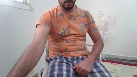 Snapshot of hotboy8677 chatting on May 5, 10:01 am Hotboy8677 online show from May 5, 10:01 am