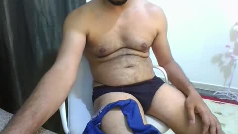 Snapshot of hotboy8677 chatting on May 11, 2:45 pm Hotboy8677 online show from May 11, 2:45 pm