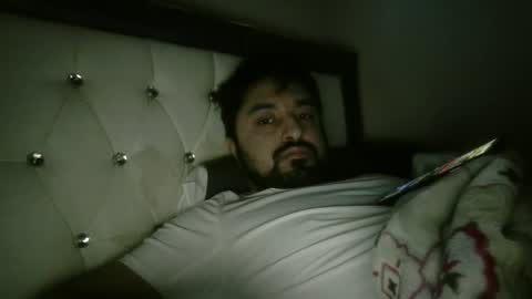 Snapshot of hotboydfgg chatting on February 18, 7:21 am hotboydfgg online show from February 18, 7:21 am