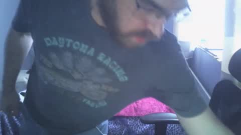 Snapshot of hotboyron chatting on December 9, 12:40 pm hotboyron online show from December 9, 12:40 pm