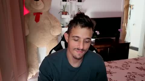 Hotboyshorny online show from July 15, 9:14 am