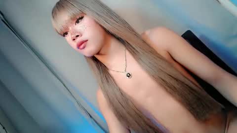 hotchescacummer online show from January 16, 3:38 pm