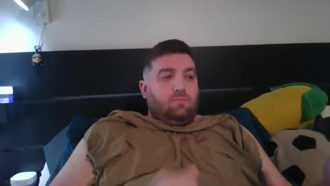 Snapshot of hotcock4you2suck0313 chatting on January 13, 12:41 am hotcock4you2suck0313 online show from January 13, 12:41 am