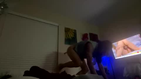 Snapshot of hotcouple1319 chatting on November 29, 3:09 am hotcouple1319 online show from November 29, 3:09 am