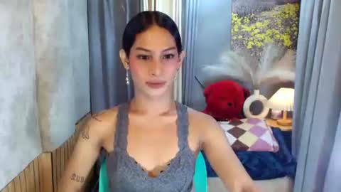 Snapshot of hotcumjasminex chatting on May 8, 10:20 am SEXY JASMINE online show from May 8, 10:20 am
