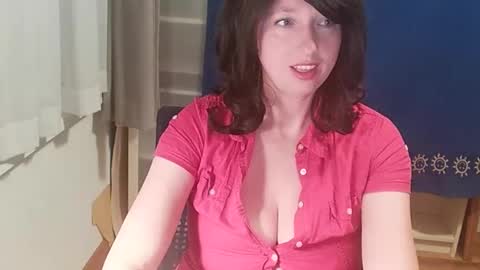 Hot Destany online show from January 8, 2:57 am