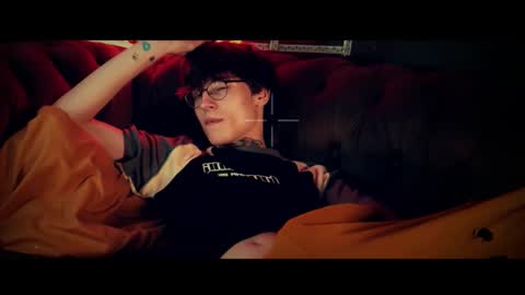 Snapshot of hotdogswaitingaports chatting on March 19, 8:13 pm Archi Stewart online show from March 19, 8:13 pm