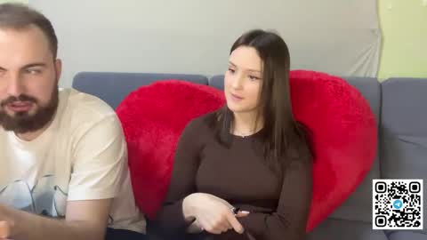 Max and Alina online show from April 23, 7:16 pm