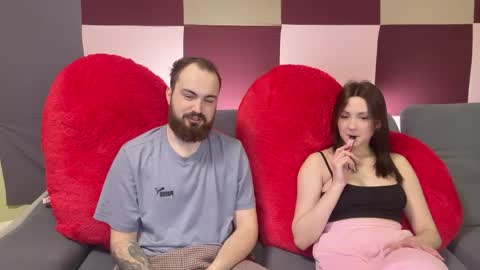 Max and Alina online show from May 7, 9:09 pm