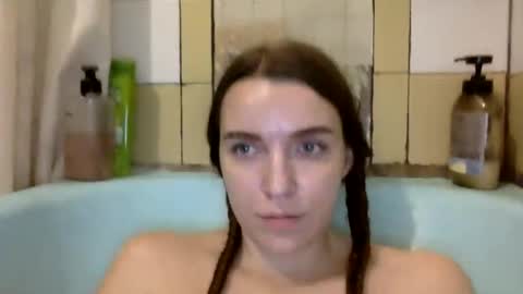 Snapshot of hoteffy chatting on January 19, 11:43 pm effy online show from January 19, 11:43 pm