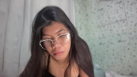 hotestpinayxxx online show from June 9, 2:01 am