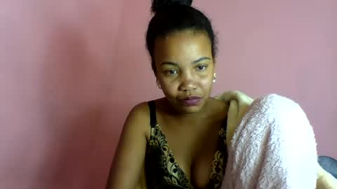 hotfelicia online show from July 20, 5:44 am