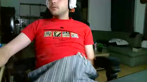 Snapshot of hotfilled chatting on October 14, 10:43 pm Mephisto667 online show from October 14, 10:43 pm