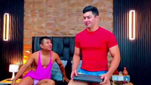 felipe  marcello online show from July 9, 2:10 pm