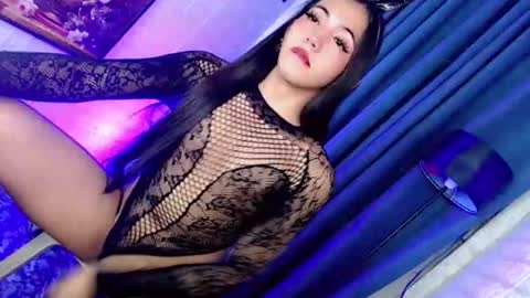 Snapshot of hotfucking_queen1111 chatting on November 23, 4:40 pm hotfucking_queen1111 online show from November 23, 4:40 pm