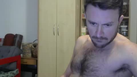 Snapshot of hotgardenersexy chatting on March 19, 10:25 pm Le jardinier sexy online show from March 19, 10:25 pm