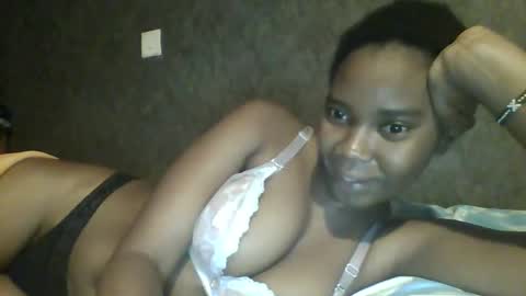 Queen online show from February 12, 4:22 pm