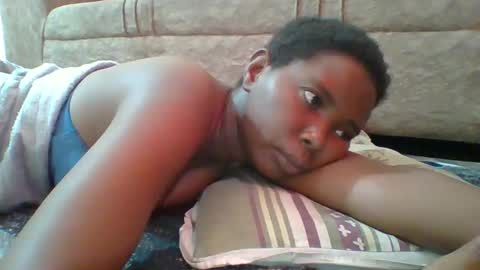 Queen online show from February 26, 10:36 am