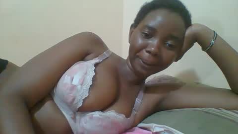 Queen online show from March 1, 7:04 pm