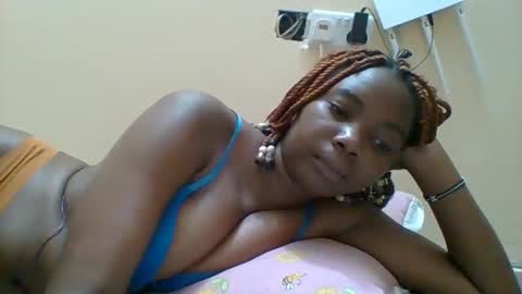 Queen online show from October 10, 5:01 pm