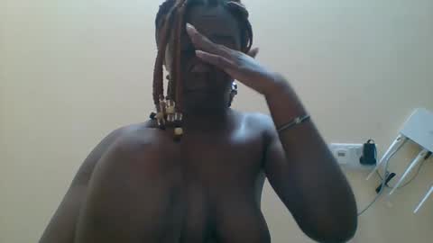 Queen online show from October 26, 8:26 pm