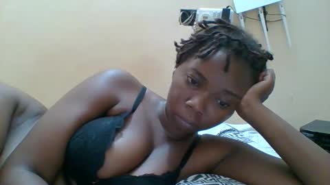 Queen online show from February 21, 9:16 pm