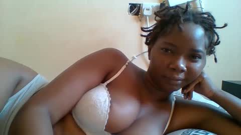 Queen online show from February 28, 8:15 am