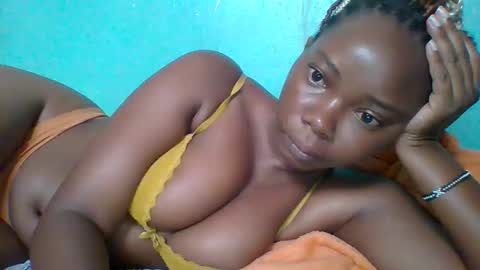 Queen online show from March 27, 5:24 am